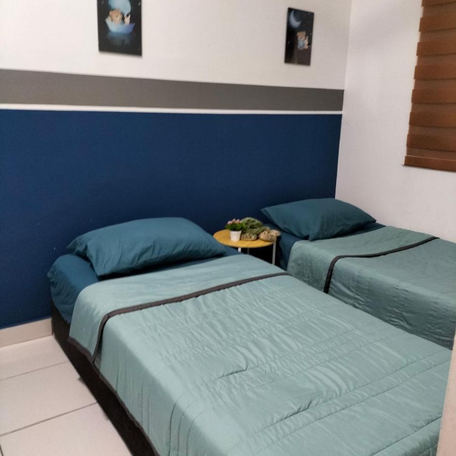 Hani Homestay Wifi Netflix Secure Parking Klia Usim Inti Aeon Mall Nilai Exterior photo